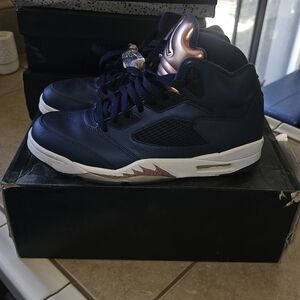Nike Air Jordan Retro Bronze